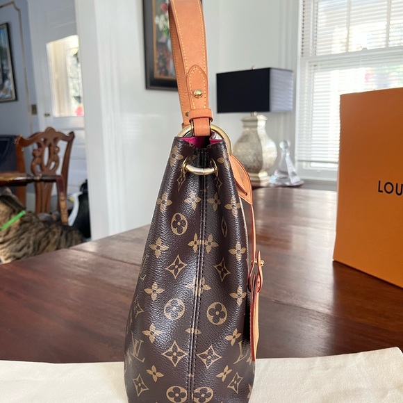 SOLD- Authentic Louis Vuitton Graceful PM - Picture 13 of 16